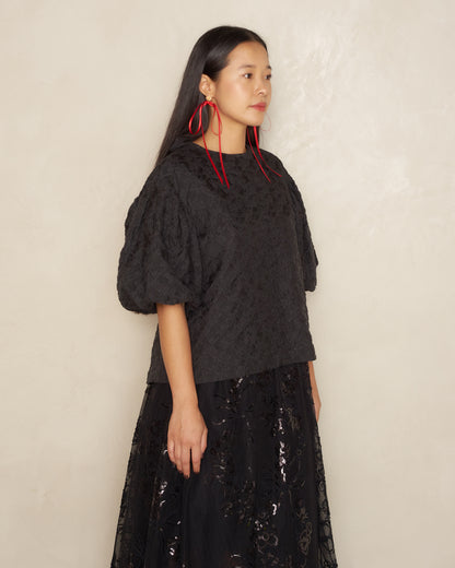 Black Signature Sleeve Blouse