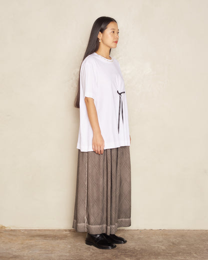 Pearl Bow White T-Shirt