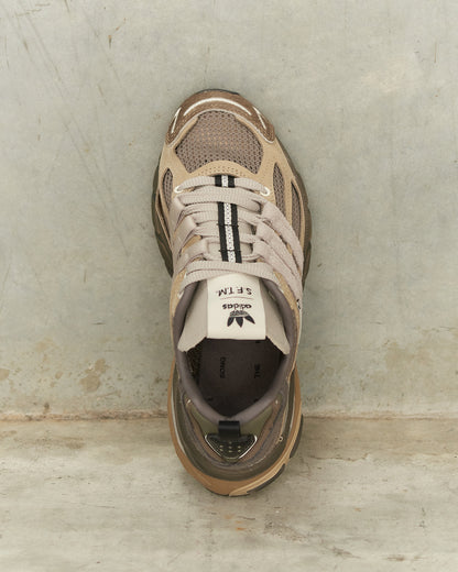 Clay Adistar Cushion Sneaker