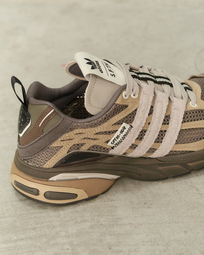 Clay Adistar Cushion Sneaker