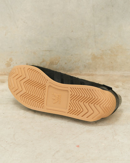 Black Country OG Sneakers