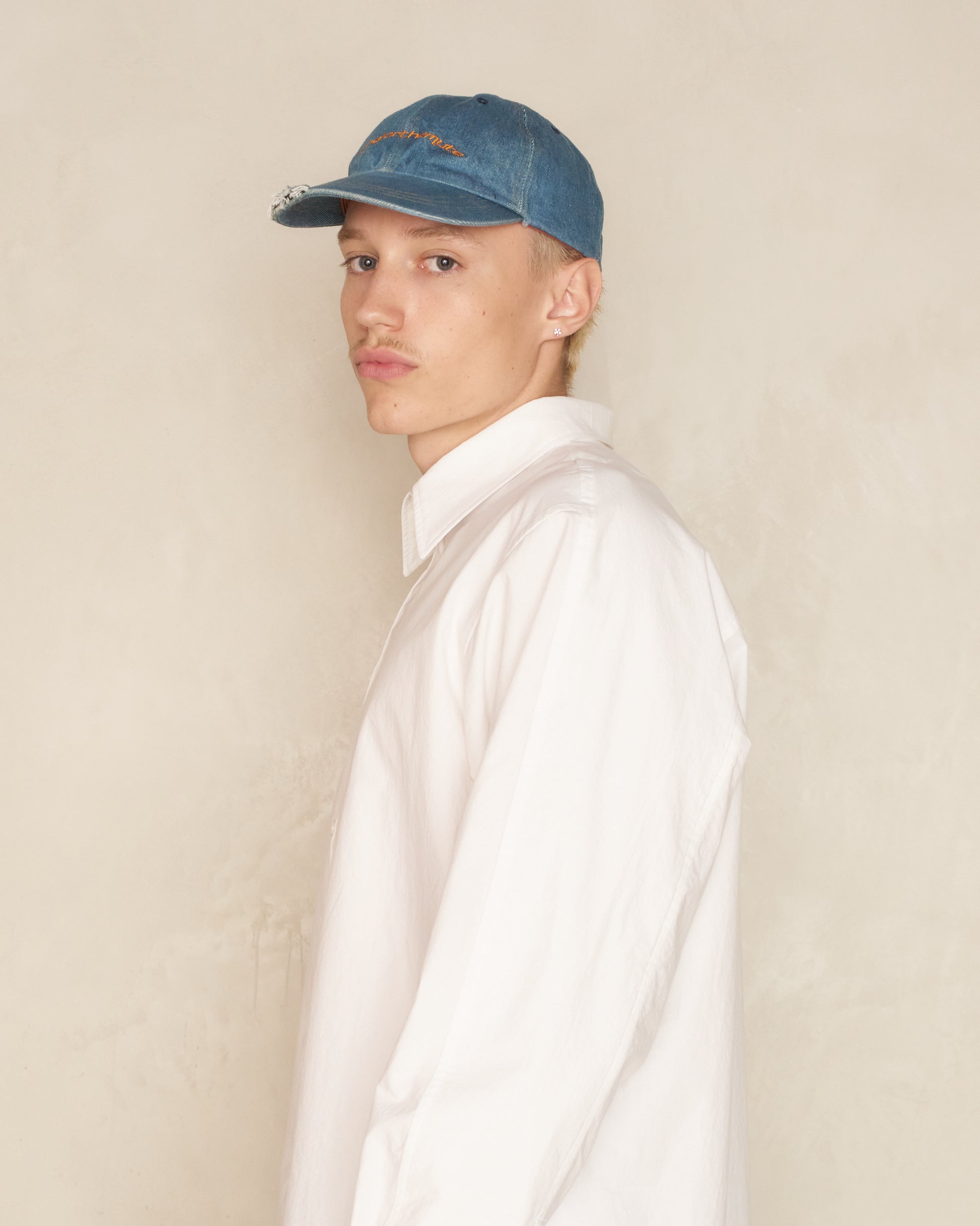 song-for-the-mute-blue-washed-denim-cap-232cap004wdnmblu