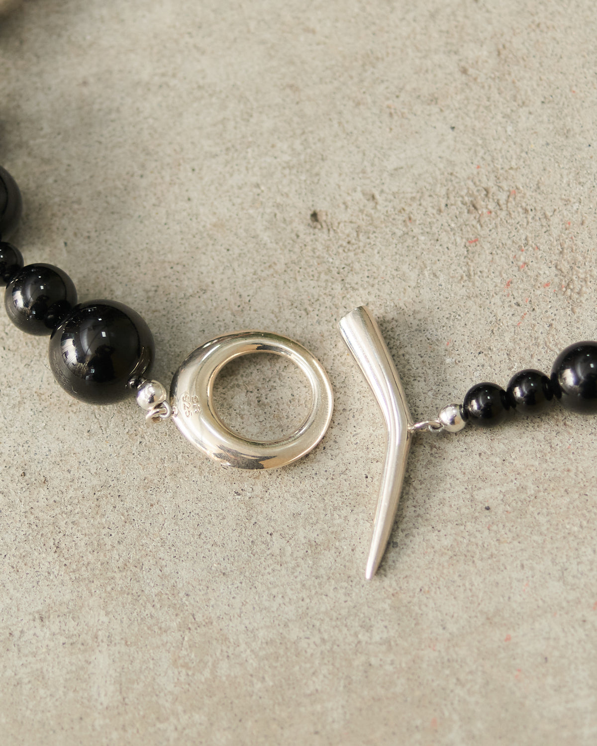 Onyx Pearl Many Moons Collar