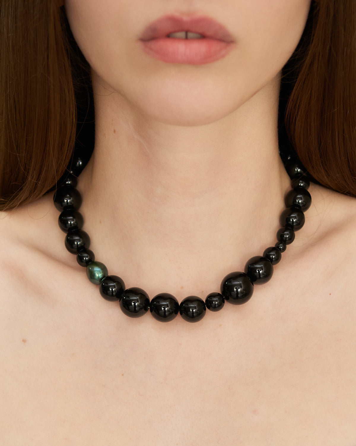 Onyx Pearl Many Moons Collar