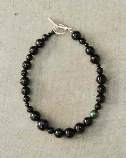Onyx Pearl Many Moons Collar