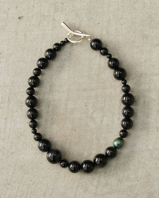 Onyx Pearl Many Moons Collar