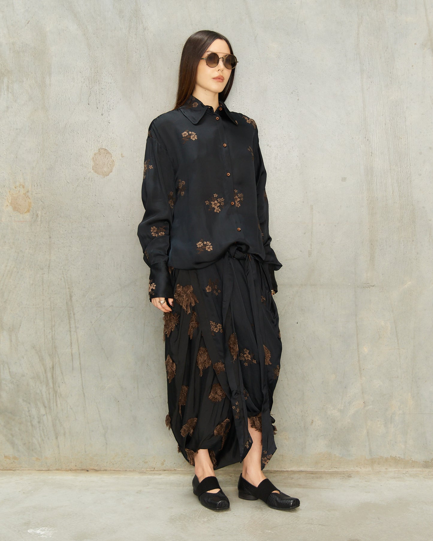 Black Embroidery Gink Skirt