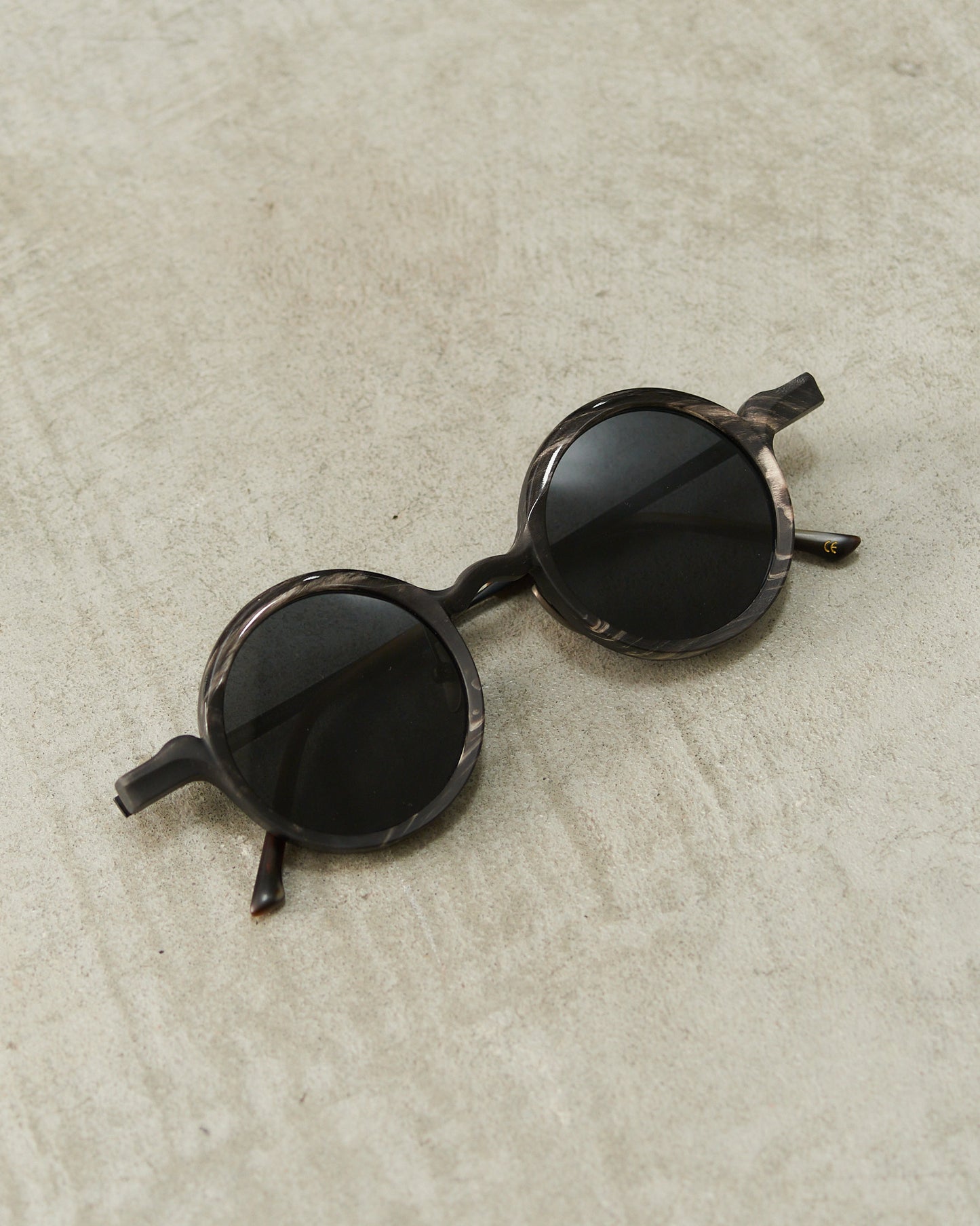 Black Twist Sunglasses