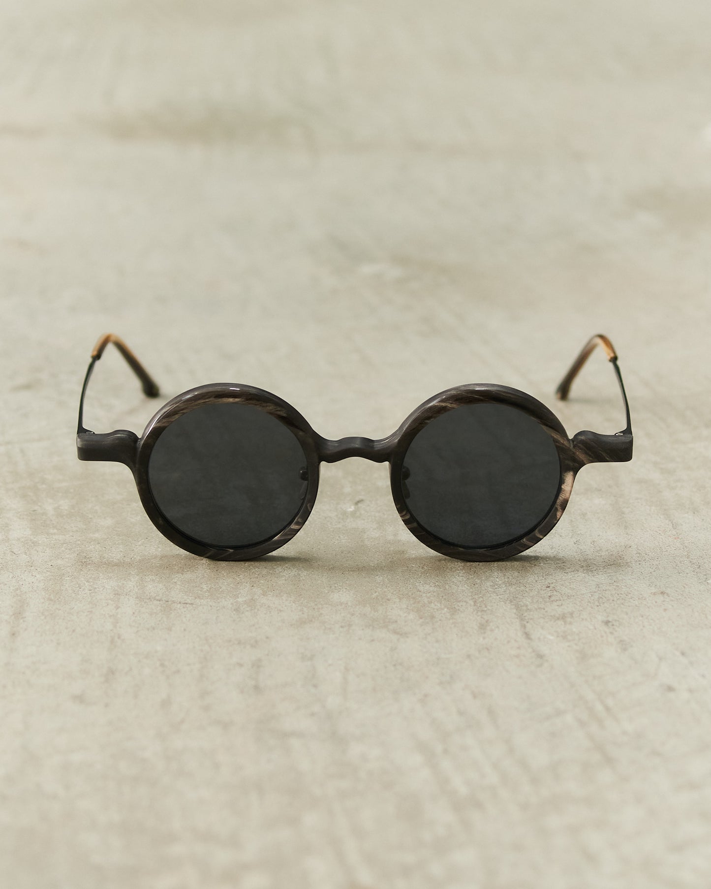 Black Twist Sunglasses