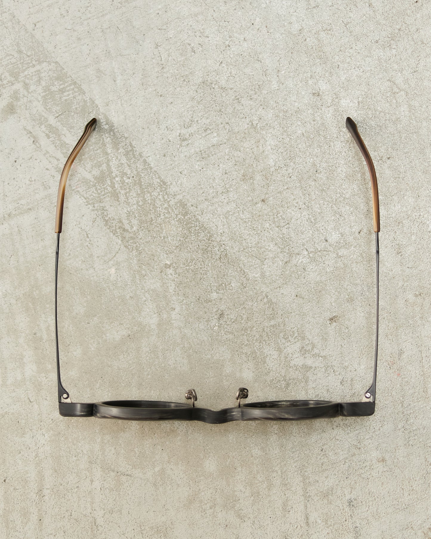 Black Twist Sunglasses