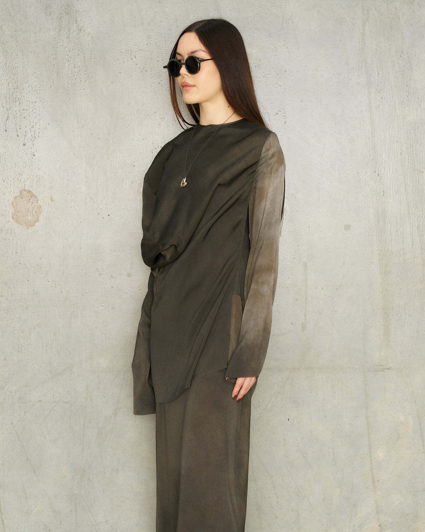 Dark Grey Tavella Trek Top