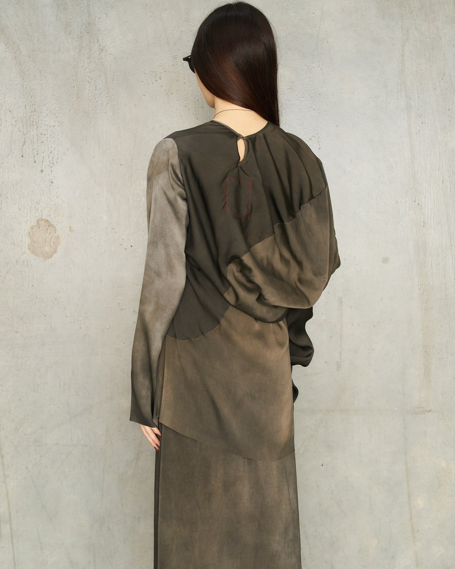 Dark Grey Tavella Trek Top