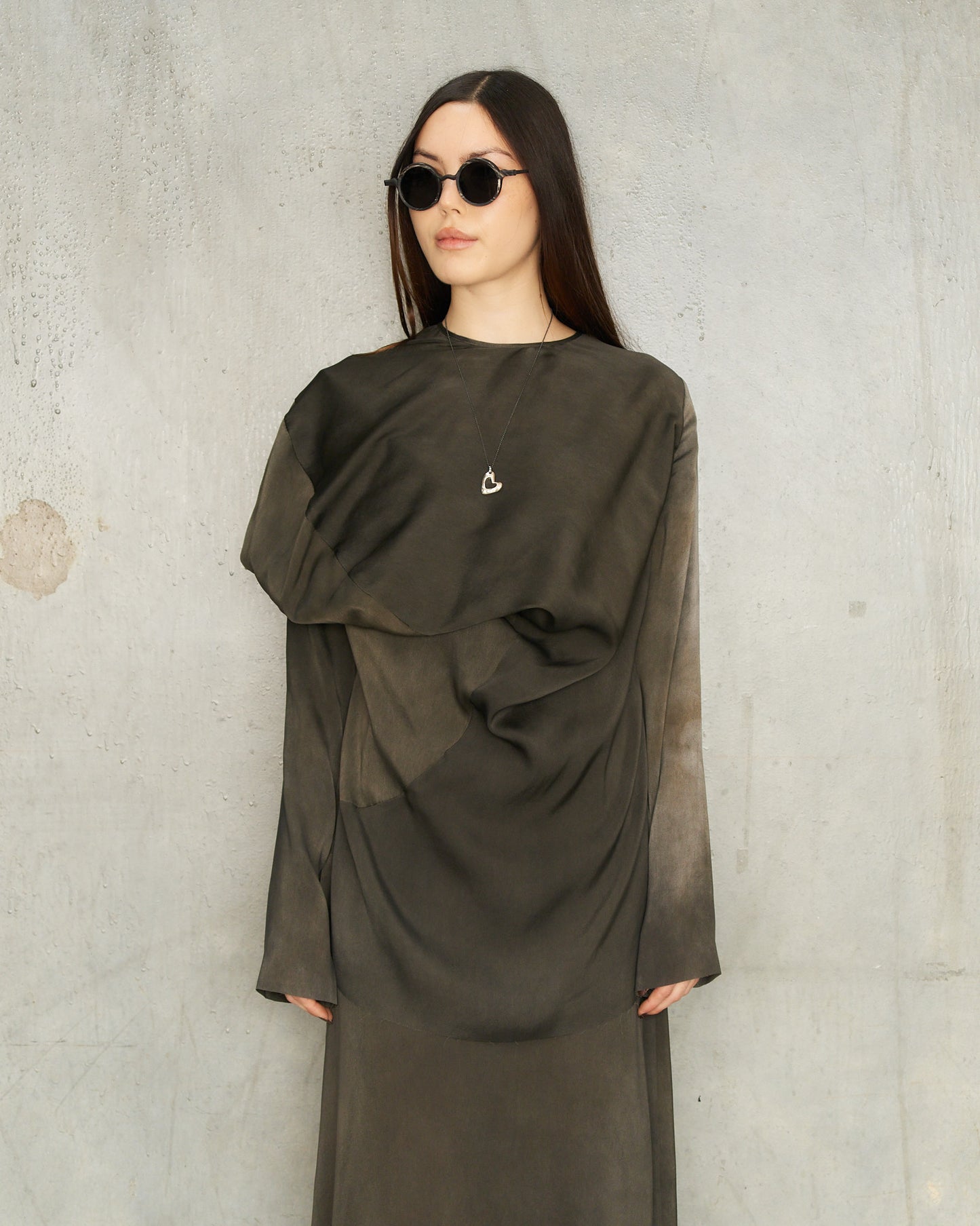 Dark Grey Tavella Trek Top