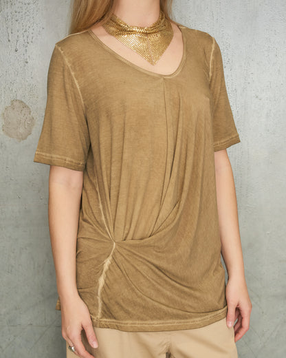 Tan Asymmetric Trap Top