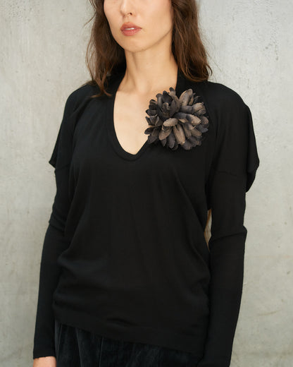 Black Medium Calendula Brooch
