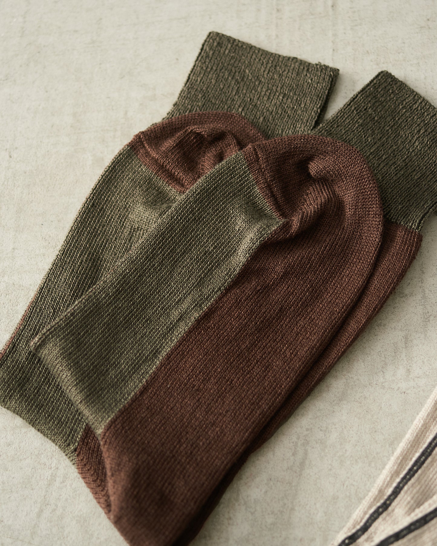 Khaki Two Tone Linen Socks