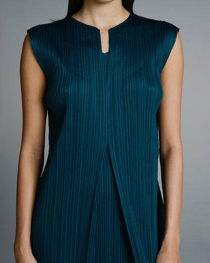 Viridian Sleeveless Pleated Dress