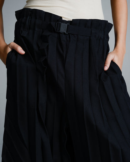 Black Leaf Pleats Pants