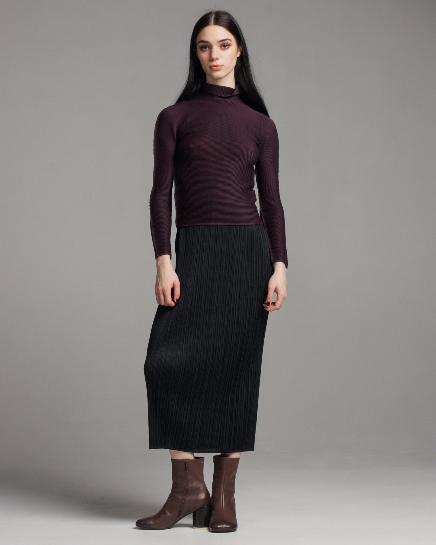 Black Basic Pleated Skirt