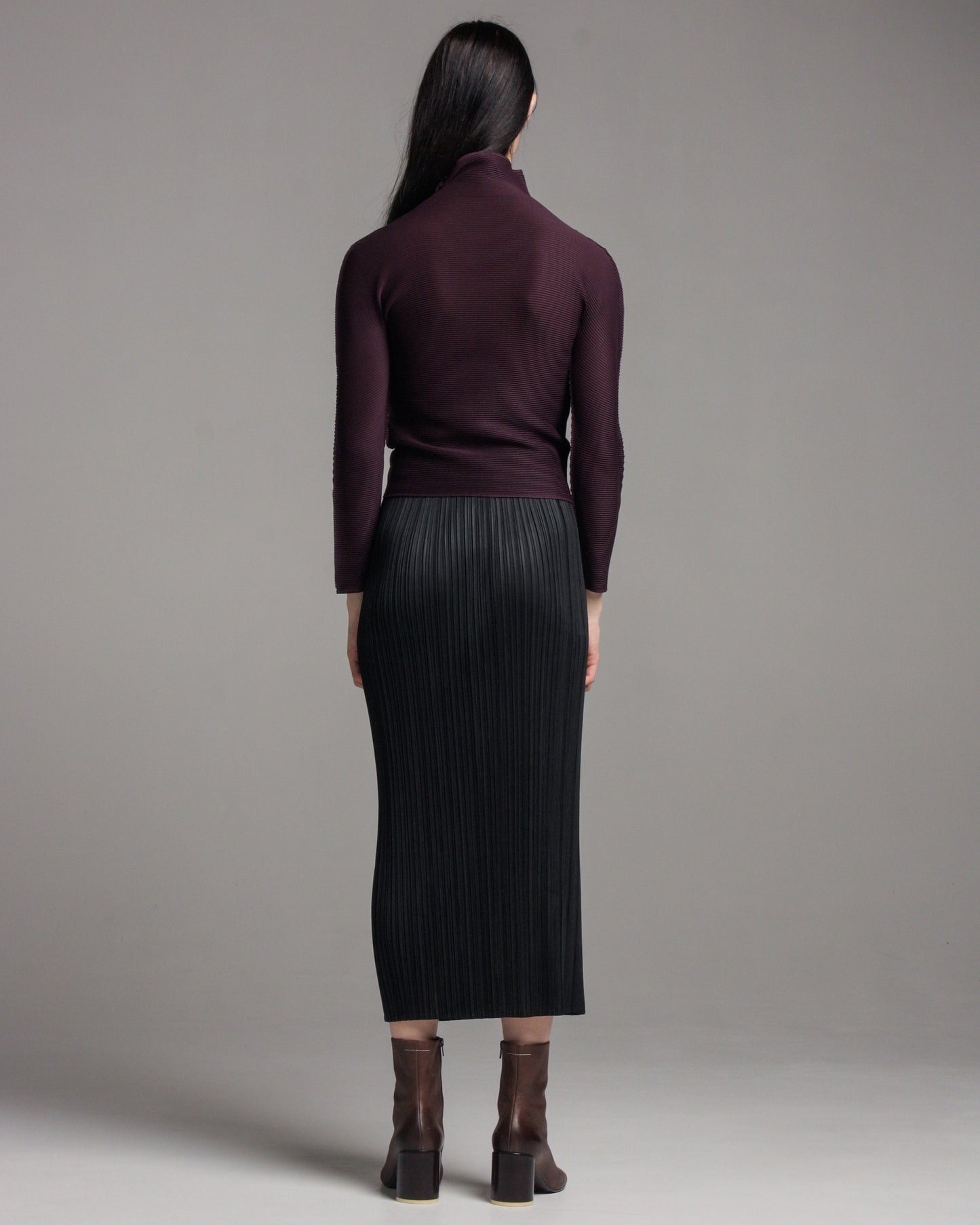 Black Basic Pleated Skirt