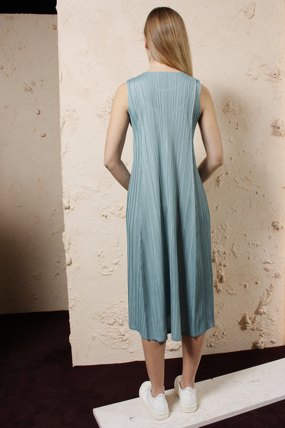 Sleeveless Blue Dress