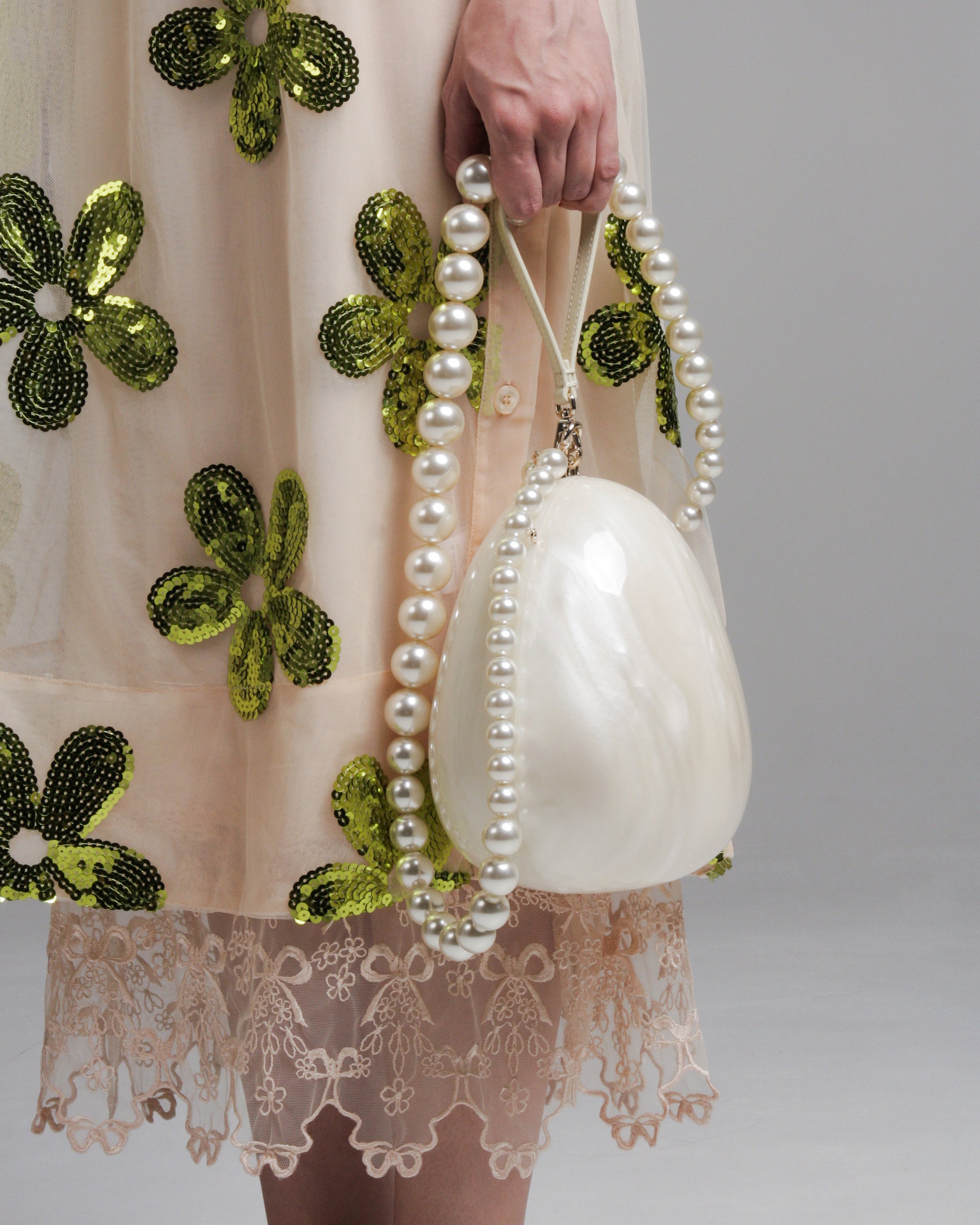 Large Pearl Egg Bag – Dilettante