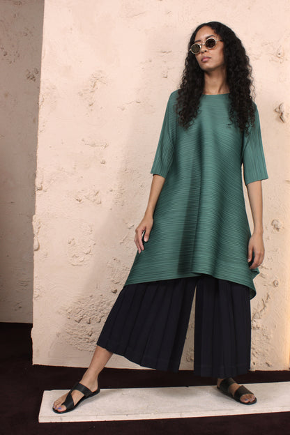 Squared Toggle Dress Green
