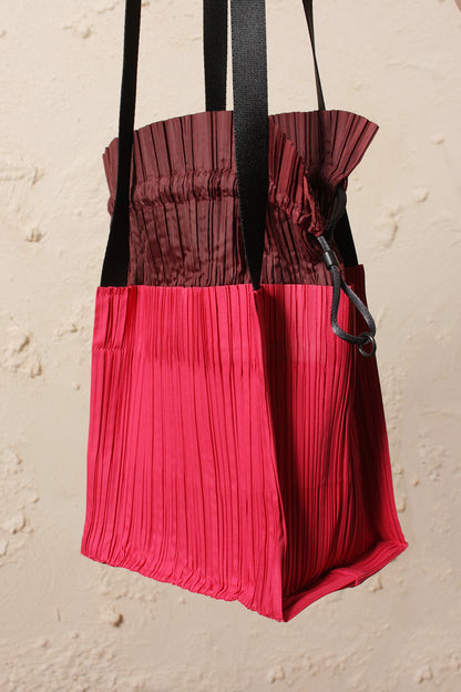 Pleated Drawstring Bag Pink