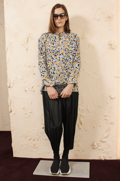 Fluffy Pleated Pants Black