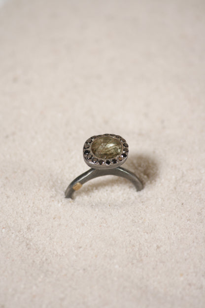 Beril Green Quartz Ring