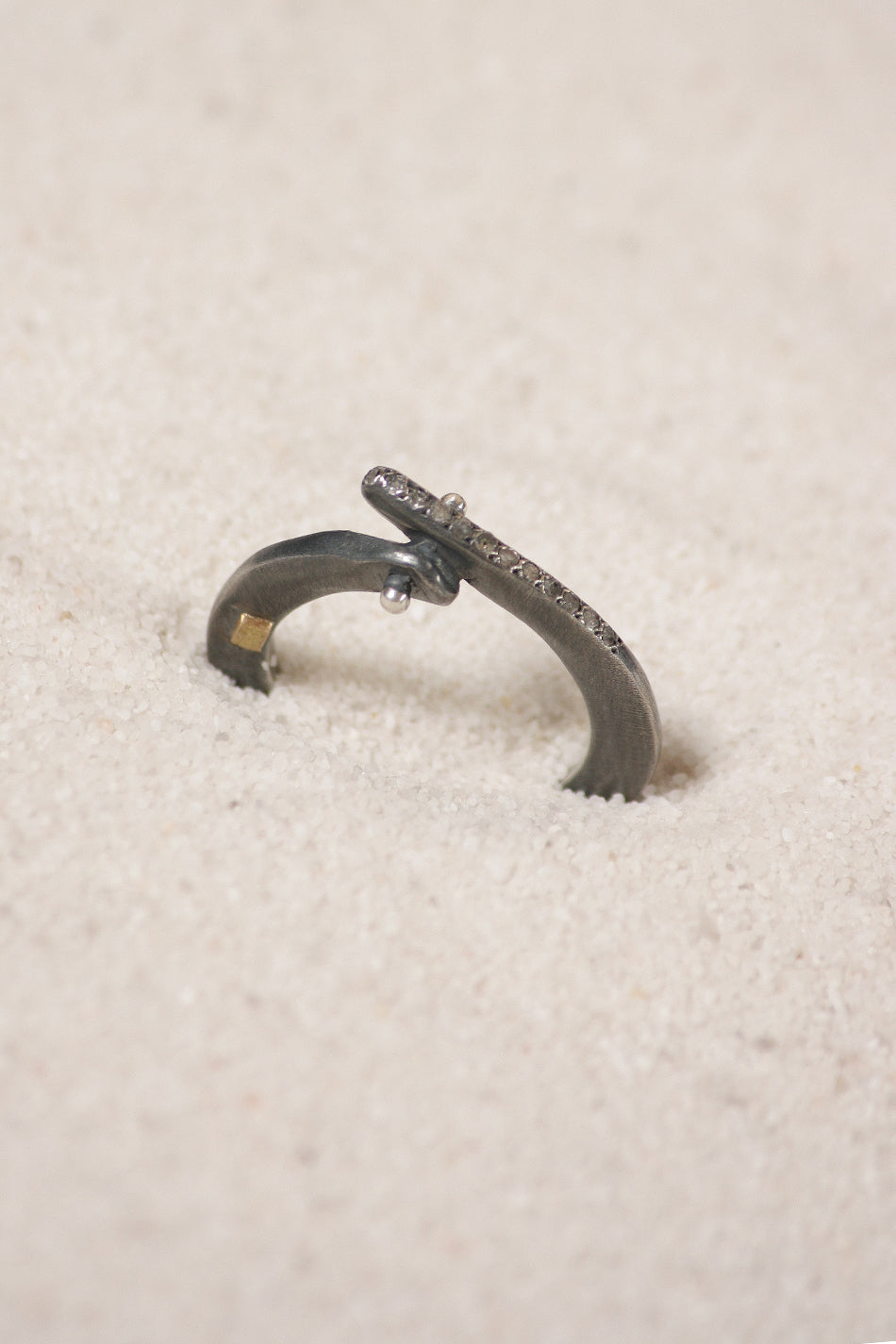 Sayuri Grey Diamond Ring