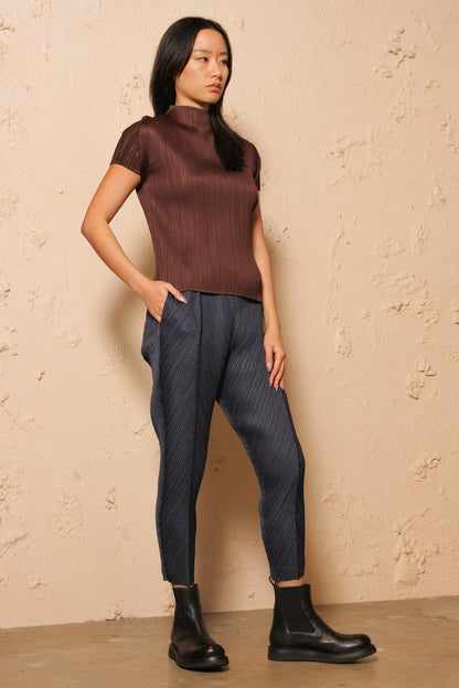 Thicker Bottom Angular Pant