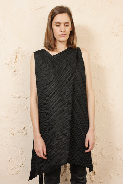 Angular Pleated Tunic