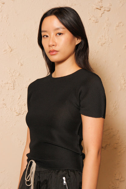 Micropleated Short Sleeve Top Black