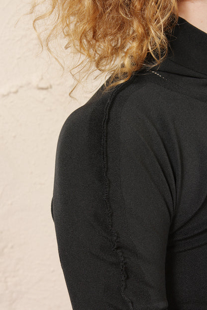 Fitted Turtleneck Top Black