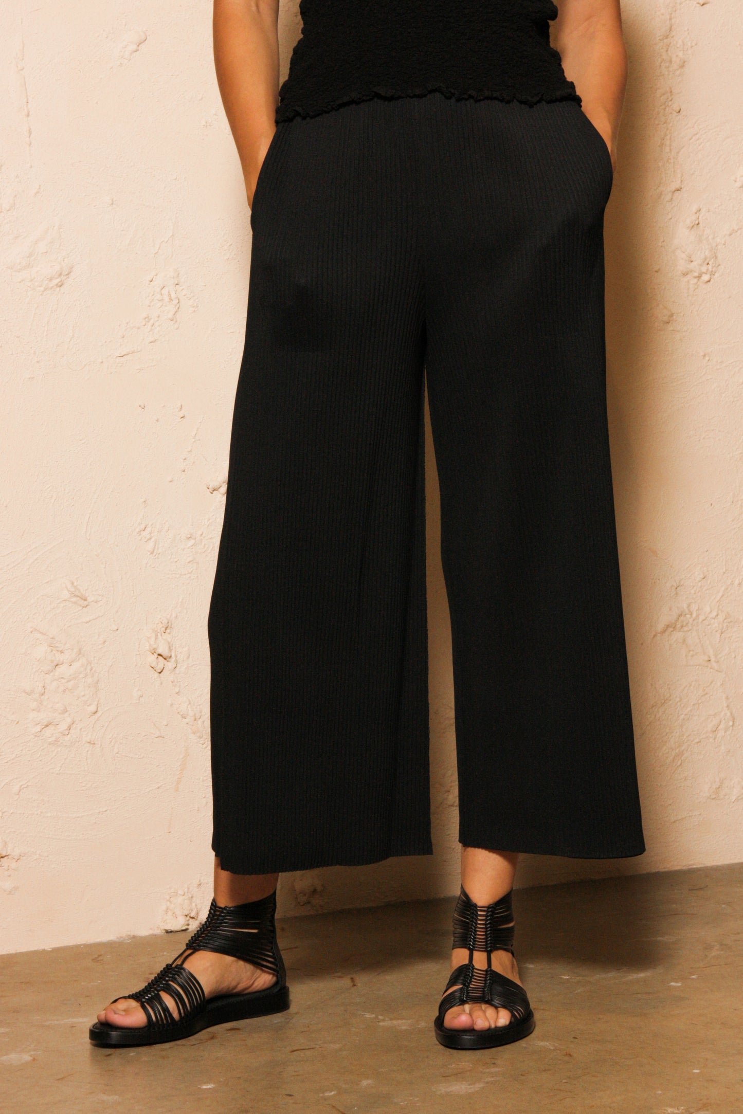 Soft Pleated Wide Trouser Black