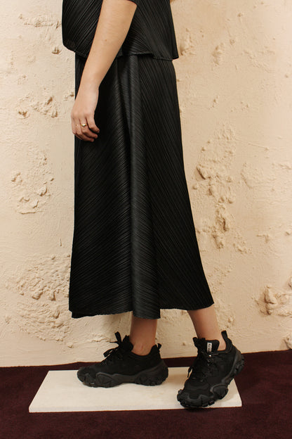 Black Full Circle Skirt