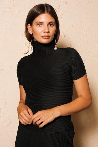 Black High-neck Micropleat Tee