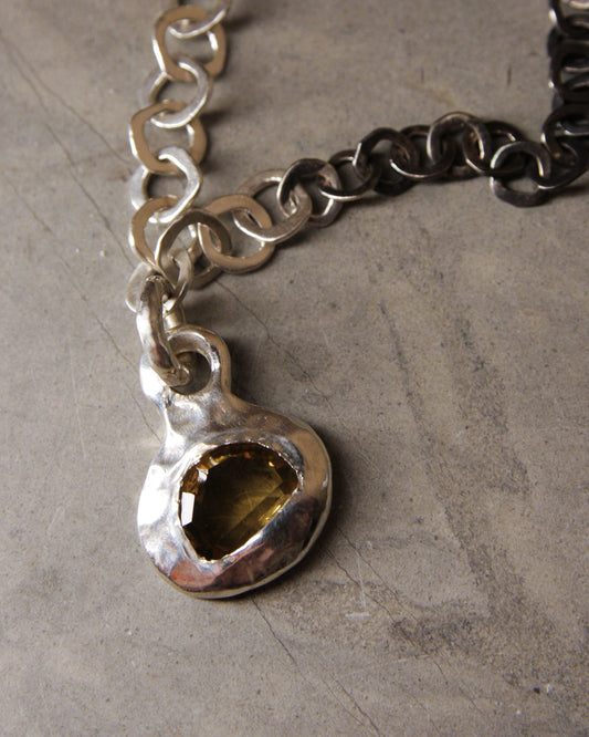 Pe Nhill Beer Quartz Necklace