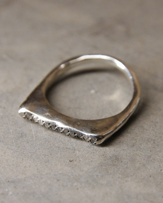 Riny Icy Grey Diamond Ring