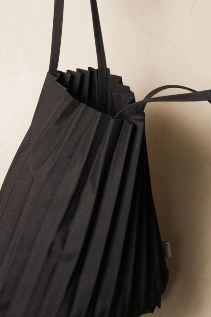 Chambray Pleated Tote Medium