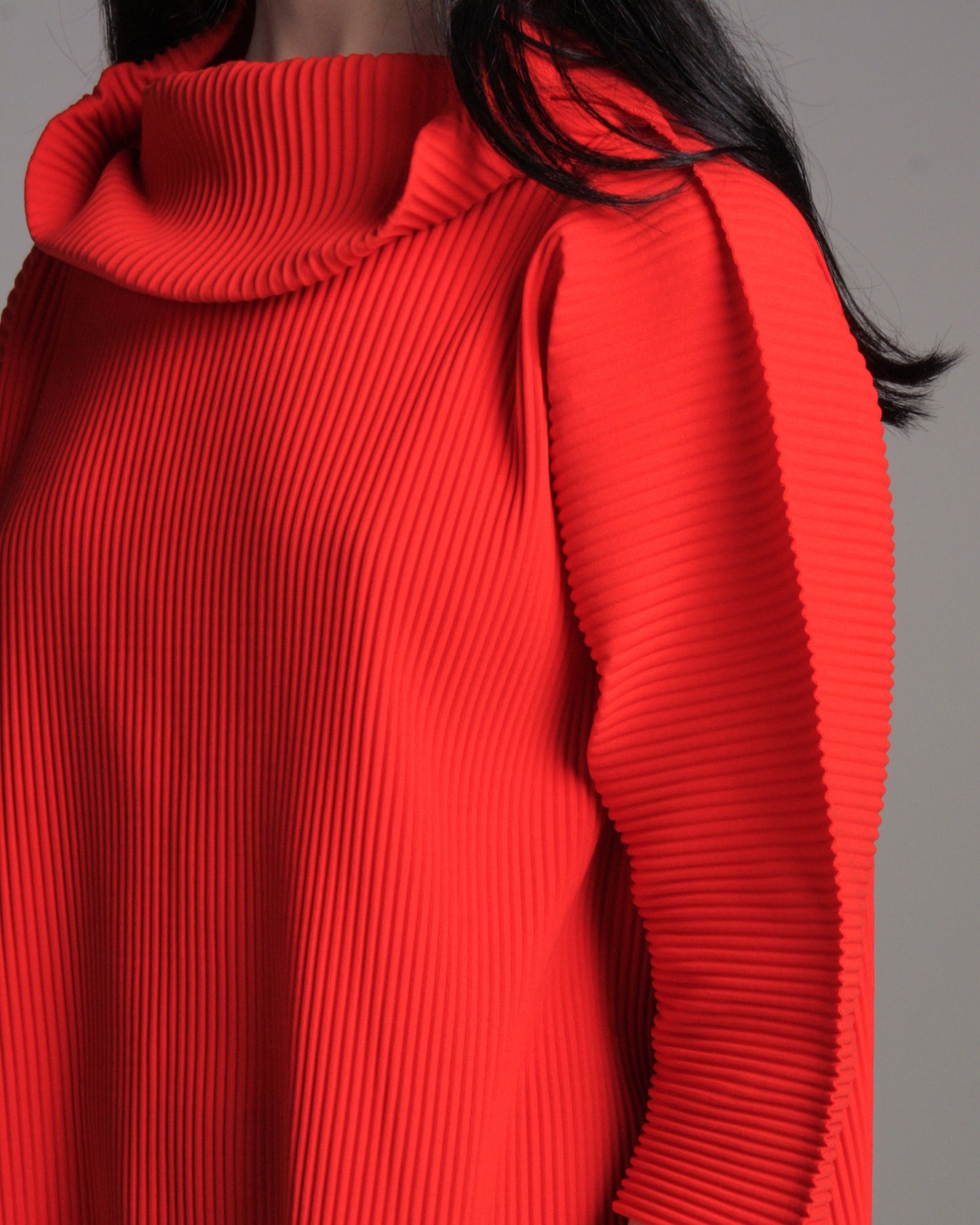 Red Square Pleats Top