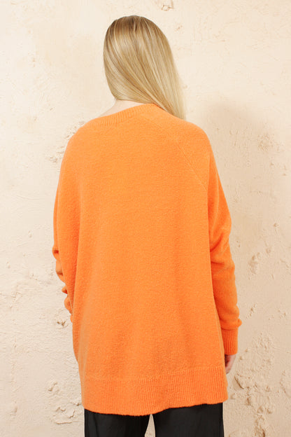 KARWAT ORANGE WOOL KNIT