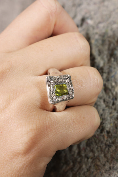 Leslie Peridot Ring