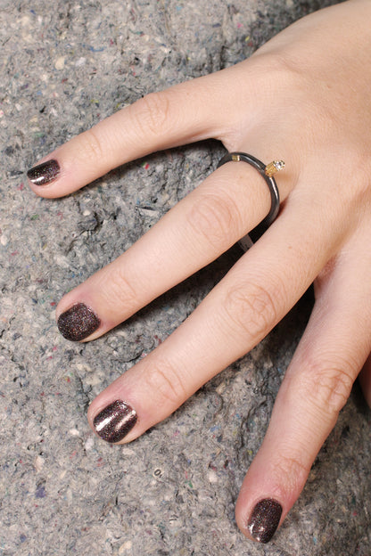 Hata Gold Icy Grey Diamond Ring