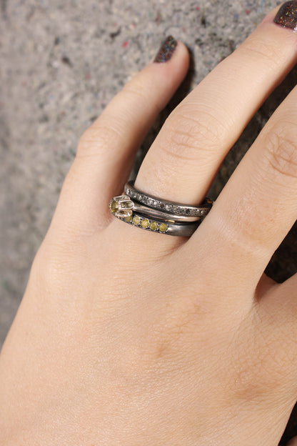 Ester Icy Grey Diamond Ring