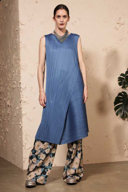 Diagonal Pleats Dress