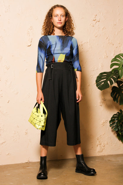 Cropped Black Adjustable Pant