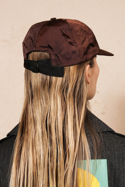 Arat Burgundy Cap