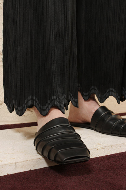 SQUIGGLE HEM TROUSER